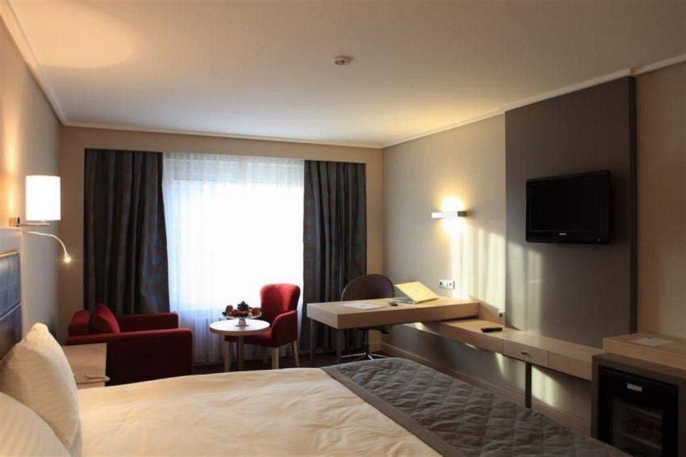 Eyuboglu Hotel Ankara Exterior photo