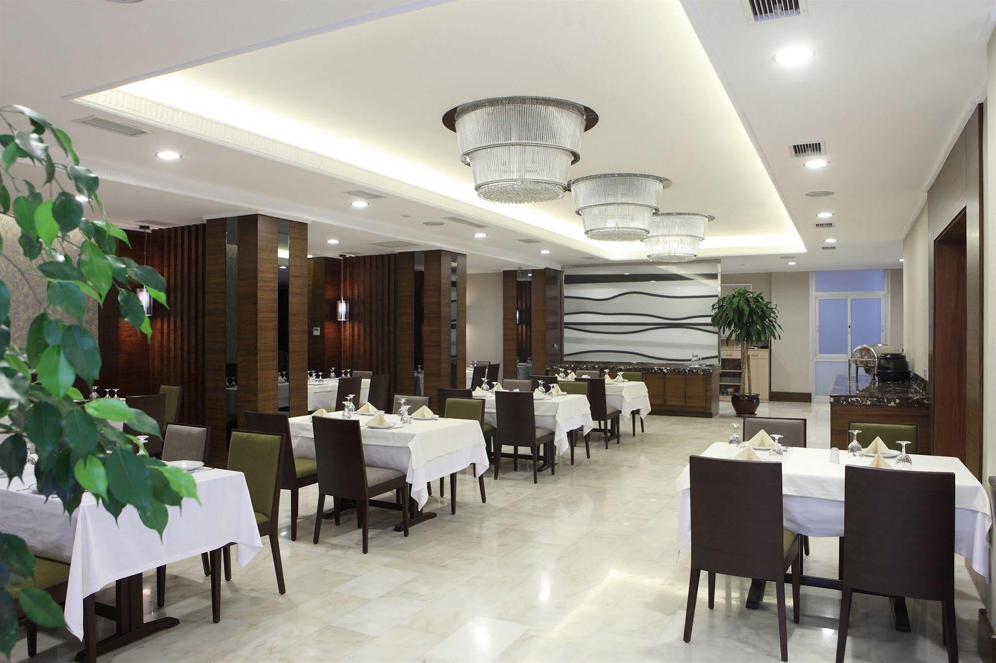 Eyuboglu Hotel Ankara Exterior photo